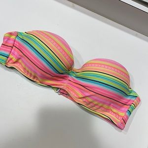 Strapless swim top